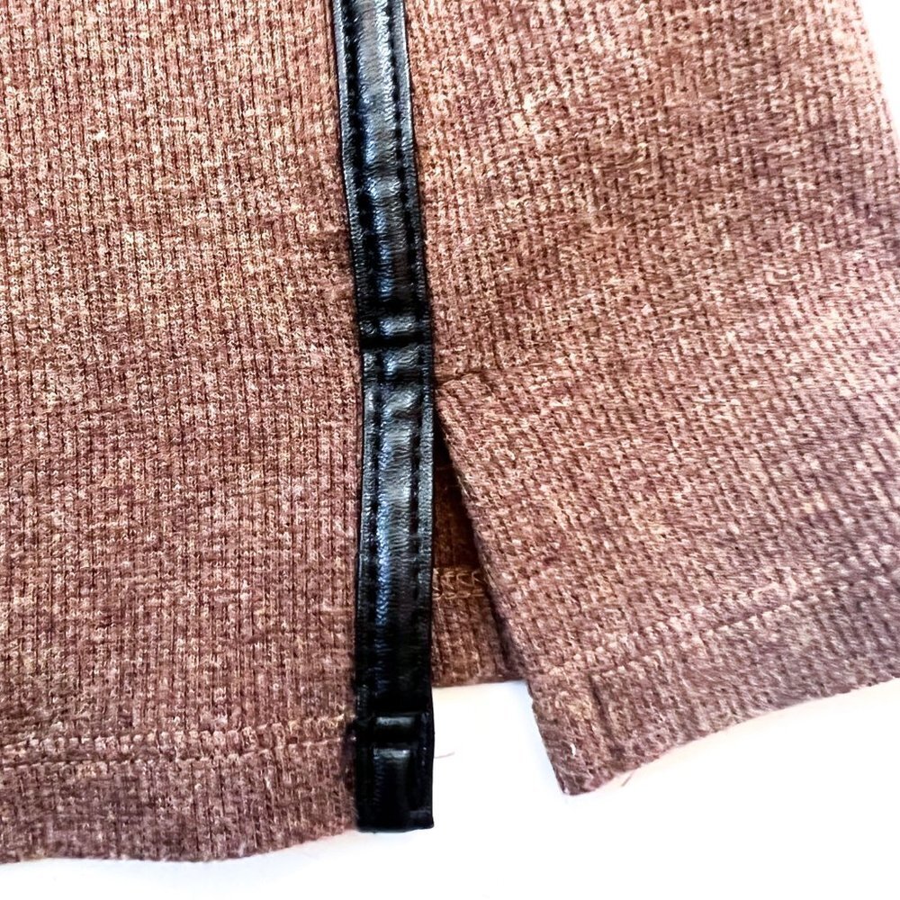 Rafaella Brown Sweater with faux leather trim Size Large - Picture 4 of 8